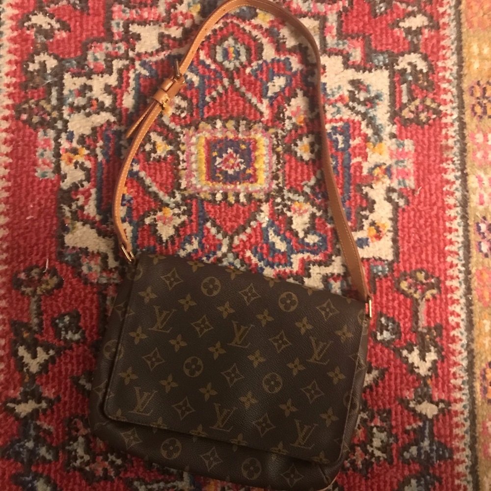 Louis Vuitton Musette Tango Shoulder Bag
